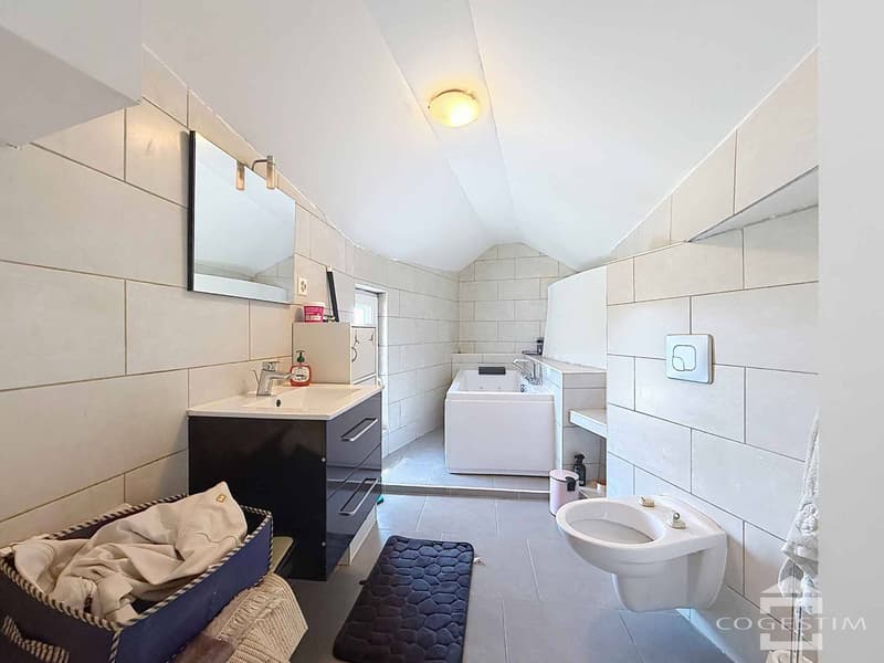 Maison villageoise de 5.5 pièces avec jardin et garage (8)
