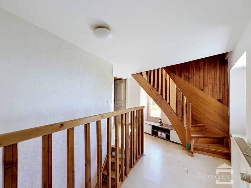Maison villageoise de 5.5 pièces avec jardin et garage (9)