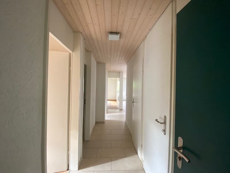 Schöne und gepflegte 3.5-Zimmer-Wohnung im Erdgeschoss  plus EH in Nidau (8)