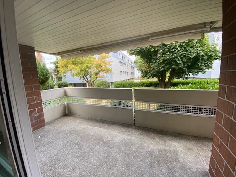 Schöne und gepflegte 3.5-Zimmer-Wohnung im Erdgeschoss  plus EH in Nidau (11)