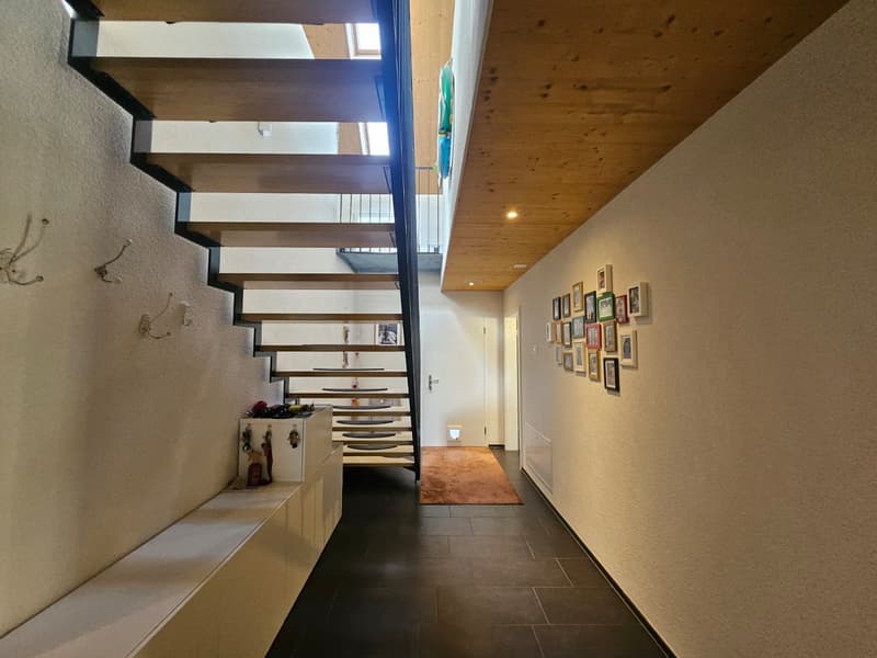 Charmante 4.5-Zimmer-Maisonette-Wohnung in Kirchberg (1)
