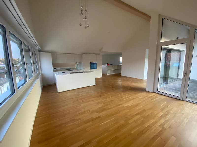 Helle 3.5-Zimmer-Wohnung mit Balkon und schöner Aussicht in St. Gallen (2)