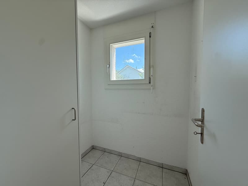 Appartamento luminoso e tranquillo di 4,5 locali con ampio balcone (14)