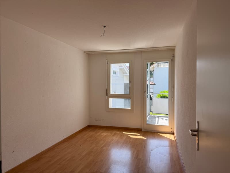 Appartamento luminoso e tranquillo di 4,5 locali con ampio balcone (12)