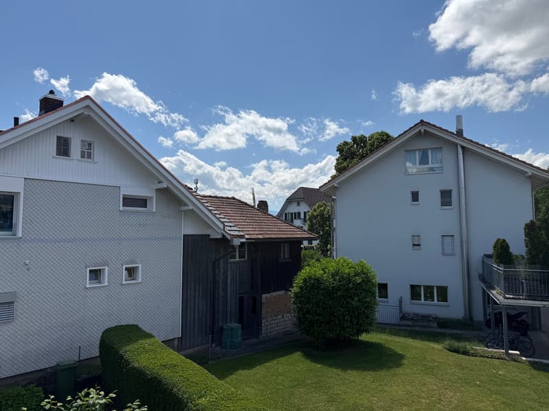 Appartamento luminoso e tranquillo di 4,5 locali con ampio balcone (18)
