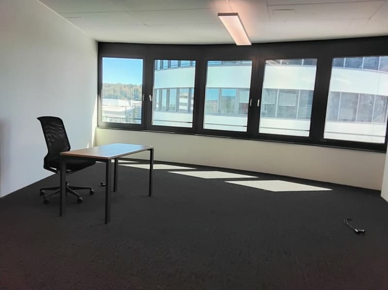 Büroflächen mit hohem Ausbaustandard, Archiv und Küche (4)