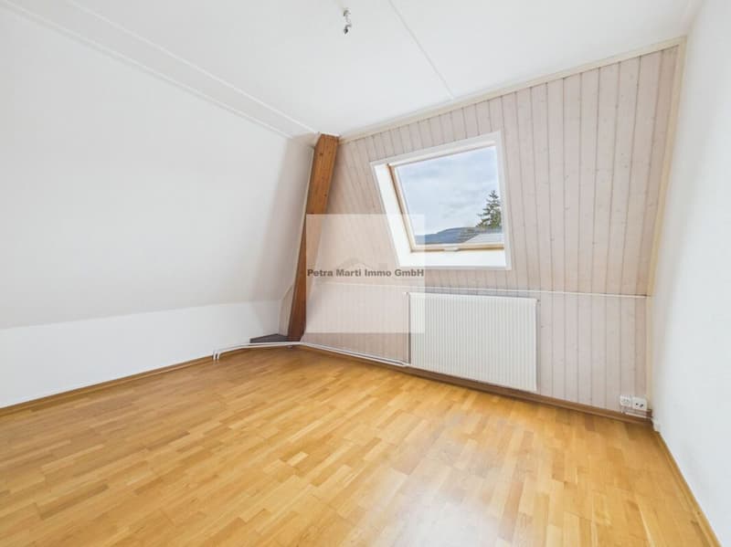 Appartement mansardé de 3,5 pièces dans un quartier calme (7)
