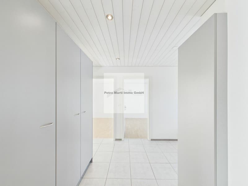 Schöne 4.5-Zimmerwohnung im 1. OG (4)