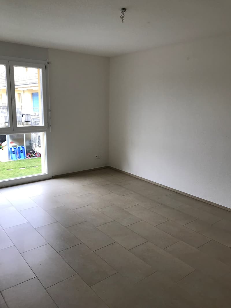 Charmante 3.5-Zimmer-Wohnung mit Balkon und herrlicher Aussicht in Lostorf (12)