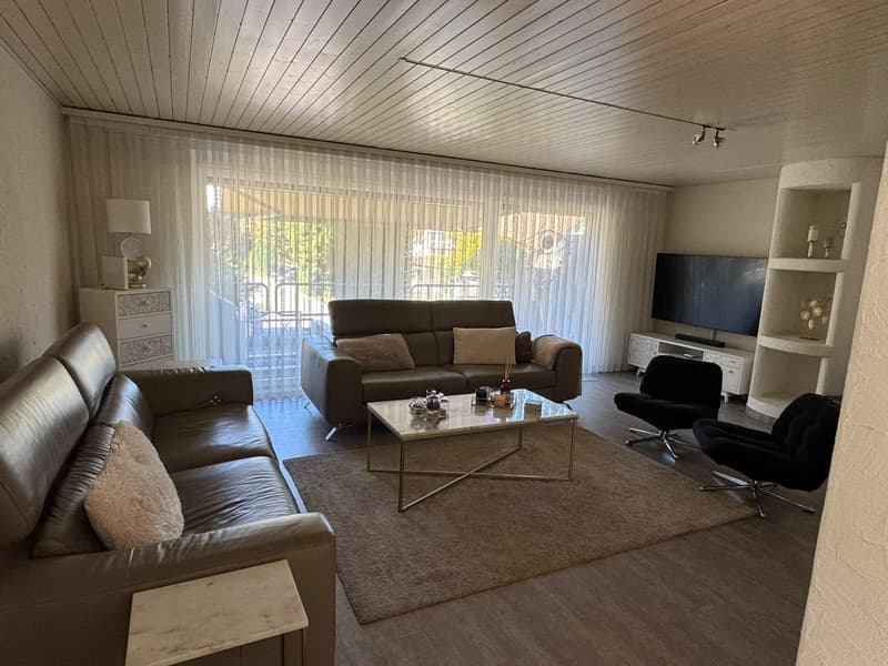 Charmantes 5.5-Zimmer-Einfamilienhaus an ruhiger Lage in Aarburg (2)