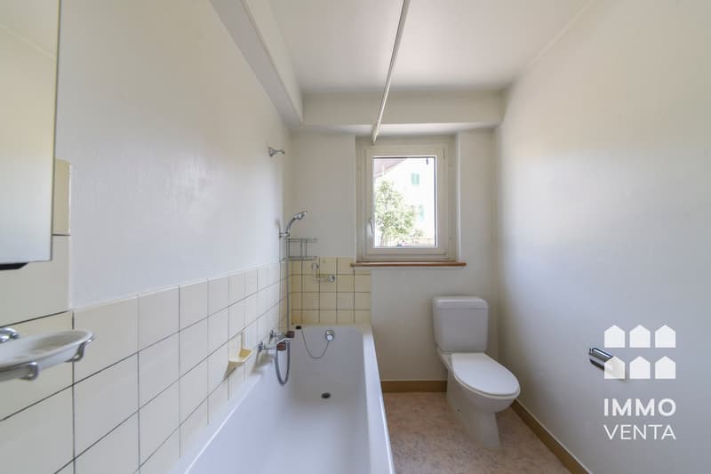 3.5-Zimmer-Wohnung mit Balkon in Orpund (7)