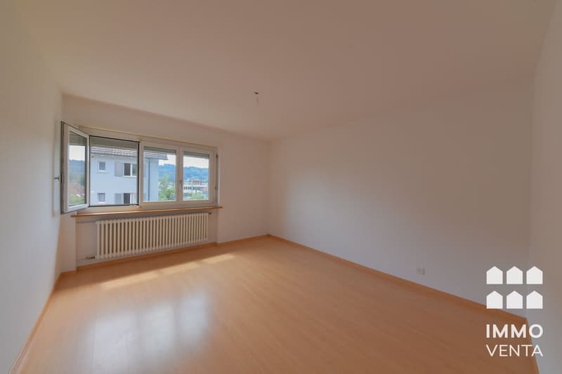 3-Zimmer-Dachwohnung in Brügg (5)