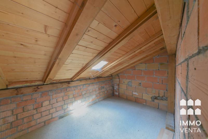 3-Zimmer-Dachwohnung in Brügg (8)