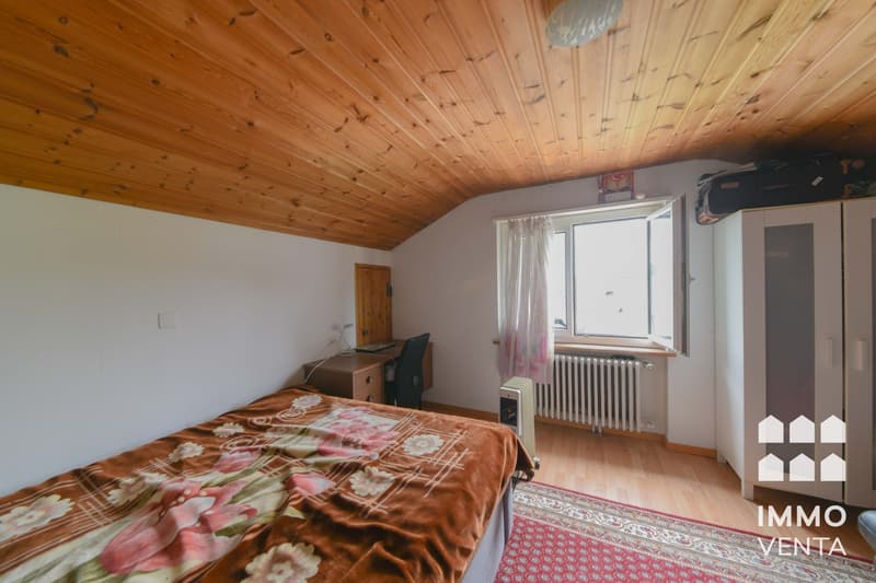 3-Zimmer-Dachwohnung in Brügg (1)