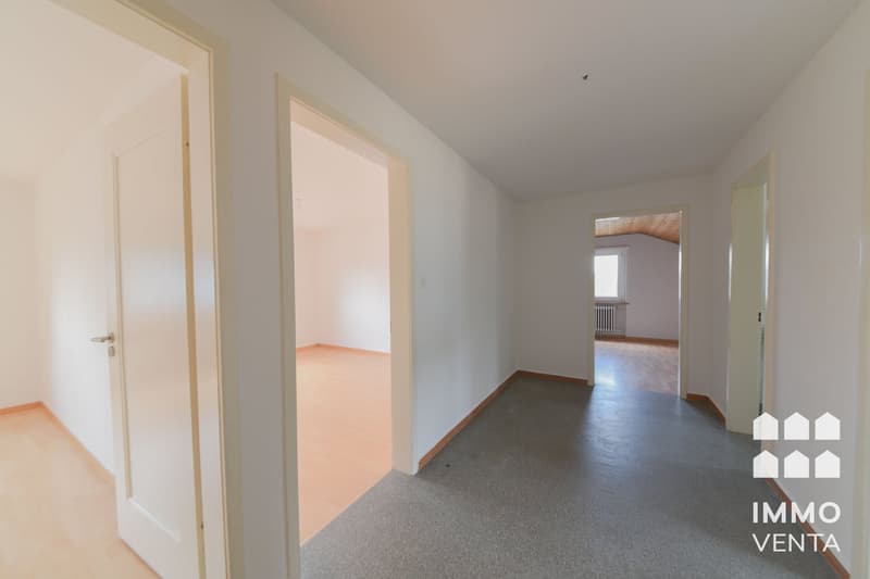 3-Zimmer-Dachwohnung in Brügg (3)