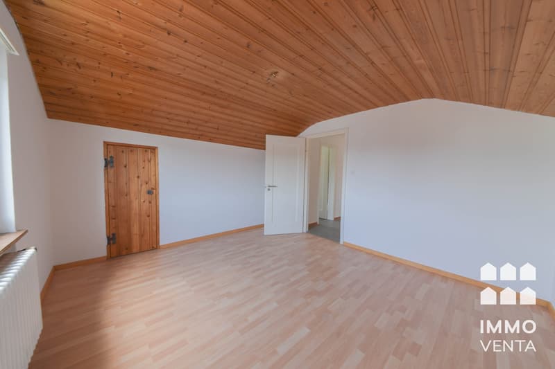 3-Zimmer-Dachwohnung in Brügg (6)