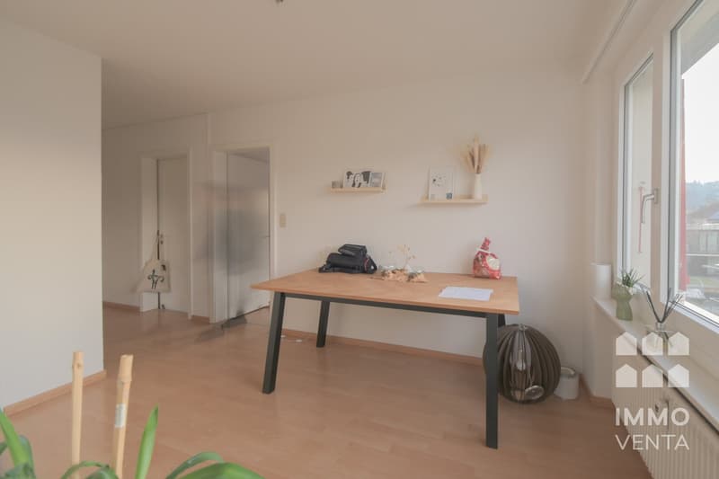 Appartement 3 pièces avec balcon à Aegerten directement sur l'Aare (6)