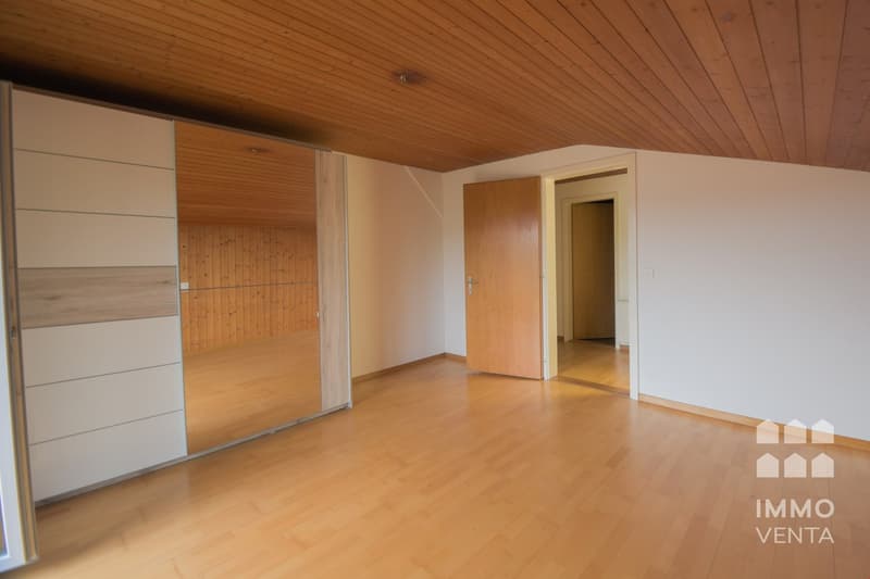 Landscape view - 2.5-room attic apartment in Schnottwil (6)