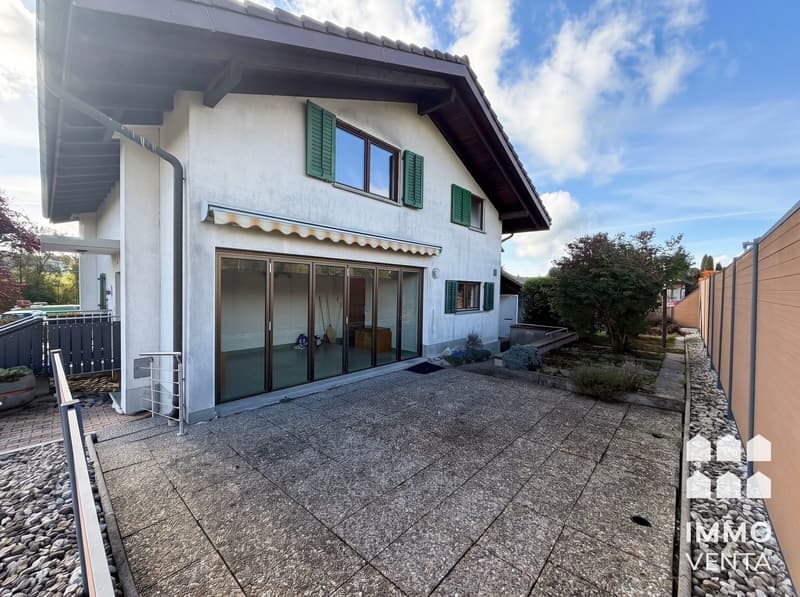 Charmantes 4.5-Zimmer-Einfamilienhaus in Schnottwil – sofort verfügbar! (1)