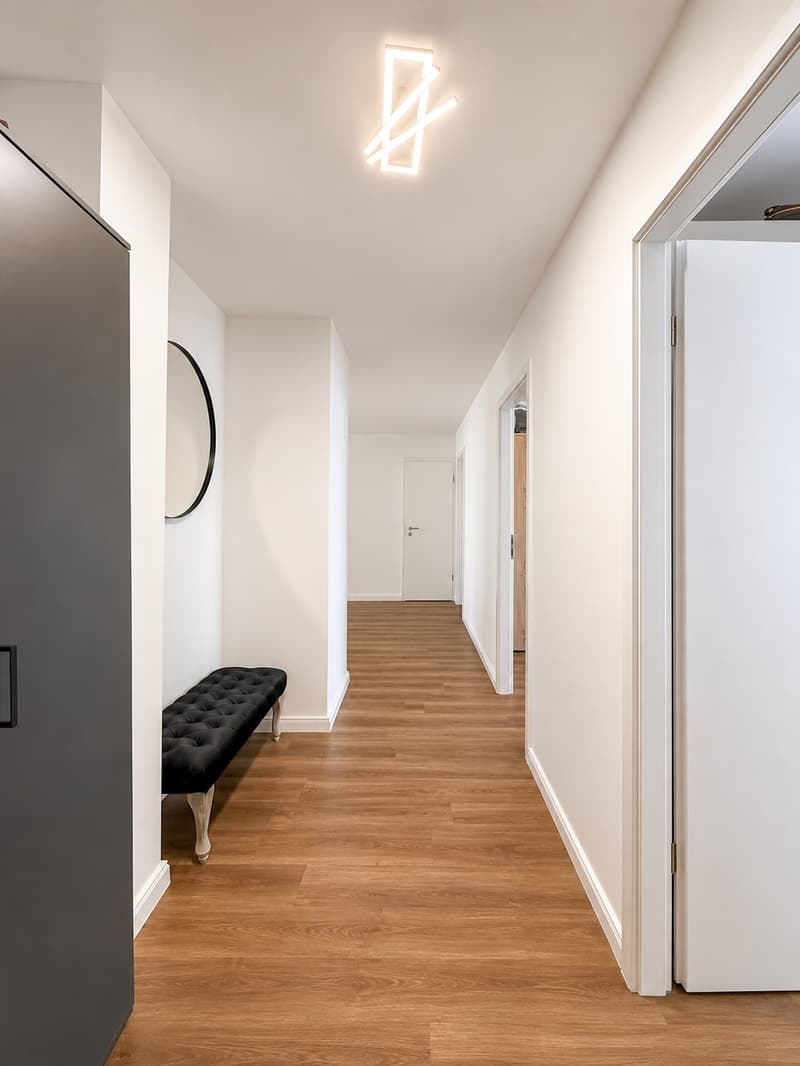 Bright 4.5-room apartment with balcony in Kreuzlingen – freshly renovated! (10)