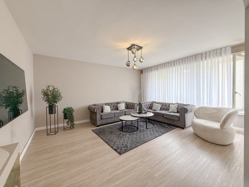 Helle 4-Zimmer-Wohnung mit Balkon in Kreuzlingen – frisch renoviert! (1)
