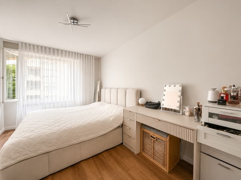 Bright 4.5-room apartment with balcony in Kreuzlingen – freshly renovated! (6)