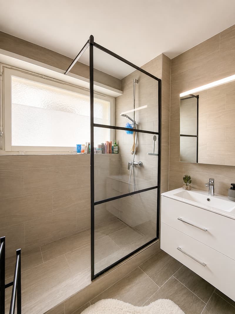Bright 4.5-room apartment with balcony in Kreuzlingen – freshly renovated! (8)