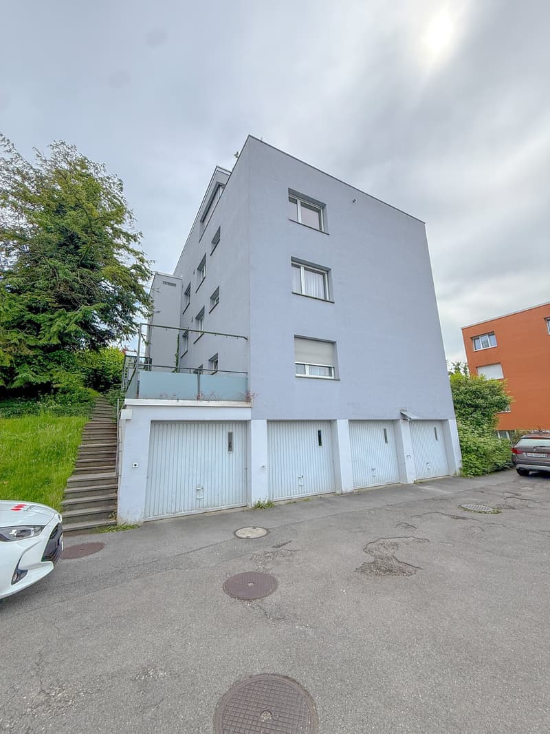 Charmante 4.5-Zimmer-Wohnung mit Balkon und schöner Aussicht in Rorschacherberg (5)
