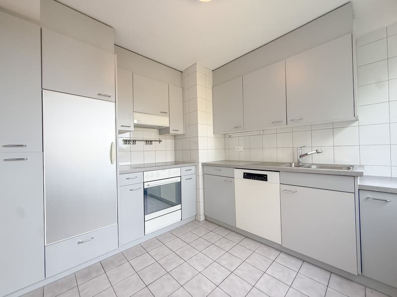 Charmante 4.5-Zimmer-Wohnung mit Balkon und schöner Aussicht in Rorschacherberg (13)