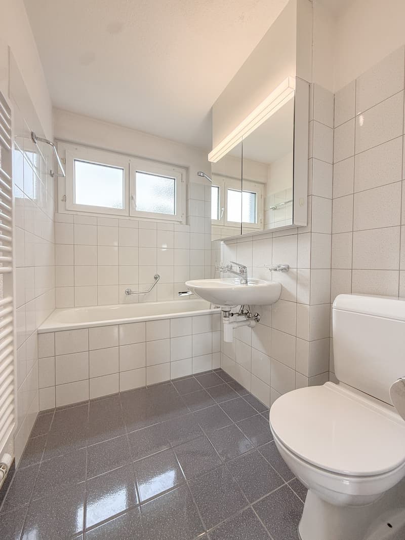 Charmante 4.5-Zimmer-Wohnung mit Balkon und schöner Aussicht in Rorschacherberg (14)