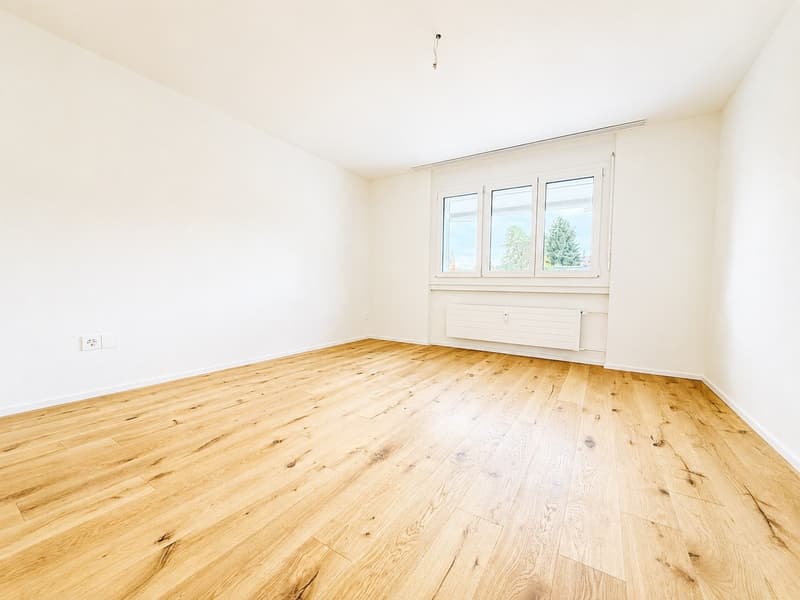 Moderne 4.5-Zimmer-Wohnung in kernsanierter Liegenschaft – Frühester Bezug ab 1. Dezember 2026 (12)