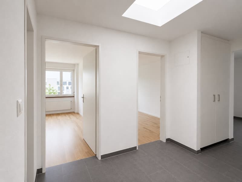 Wohnen wie im Einfamilienhaus - Grosszügige 4.5-Zi.-Attikawohnung mit grosser Terrasse (15)