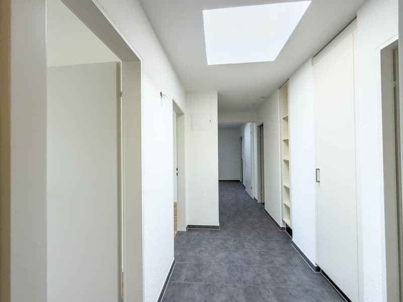 Wohnen wie im Einfamilienhaus - Grosszügige 4.5-Zi.-Attikawohnung mit grosser Terrasse (17)
