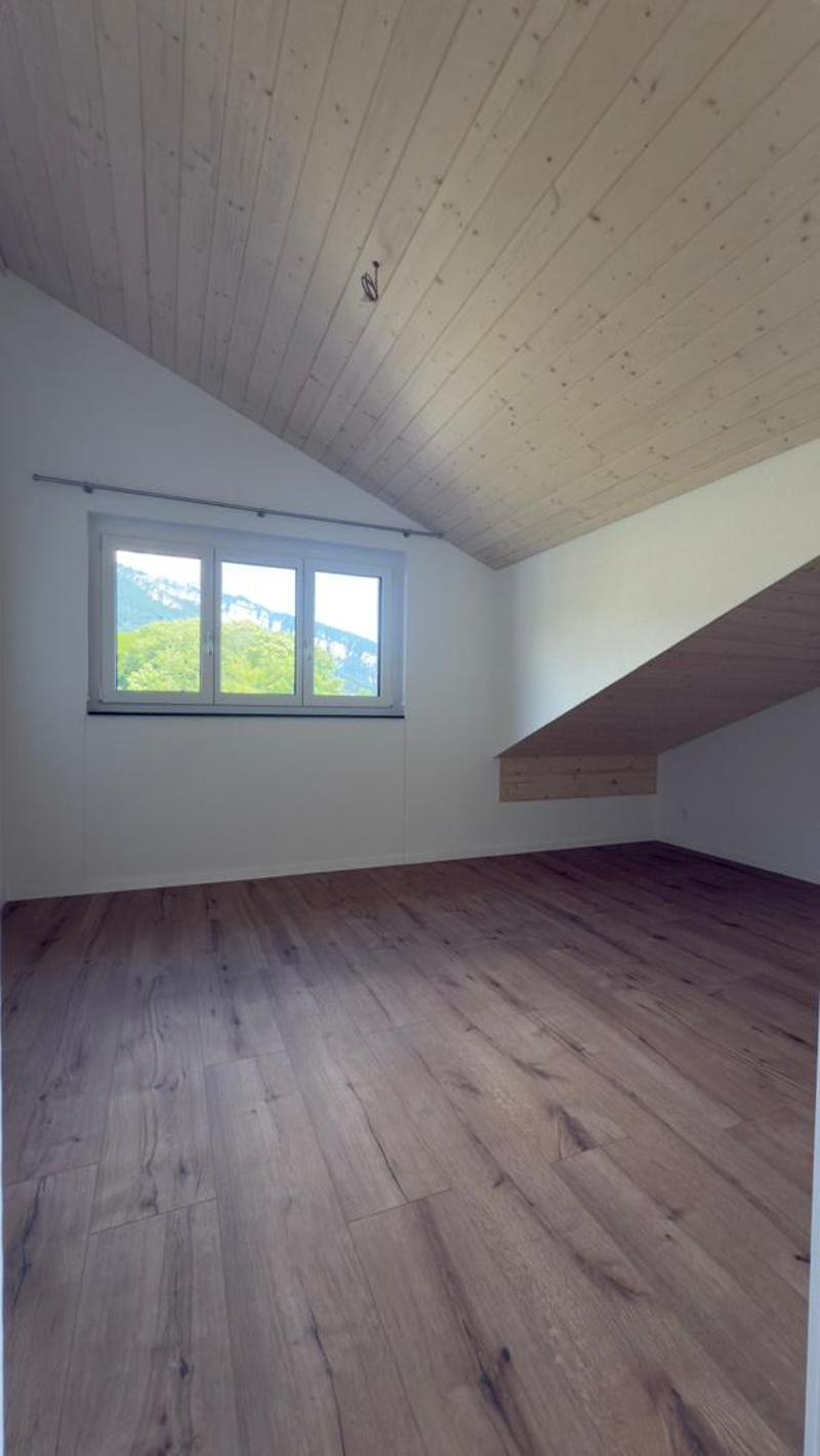 Moderne 4-Zimmer-Wohnung mit Seeblick in Aeschlen ob Gunten (9)