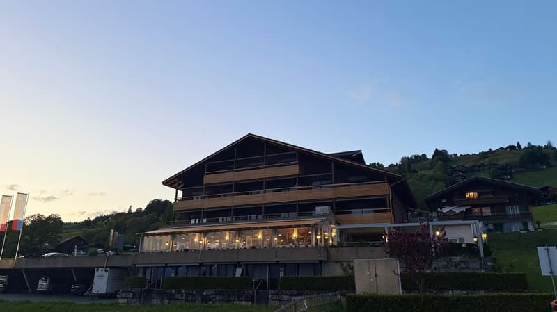 Moderne 4-Zimmer-Wohnung mit Seeblick in Aeschlen ob Gunten (14)