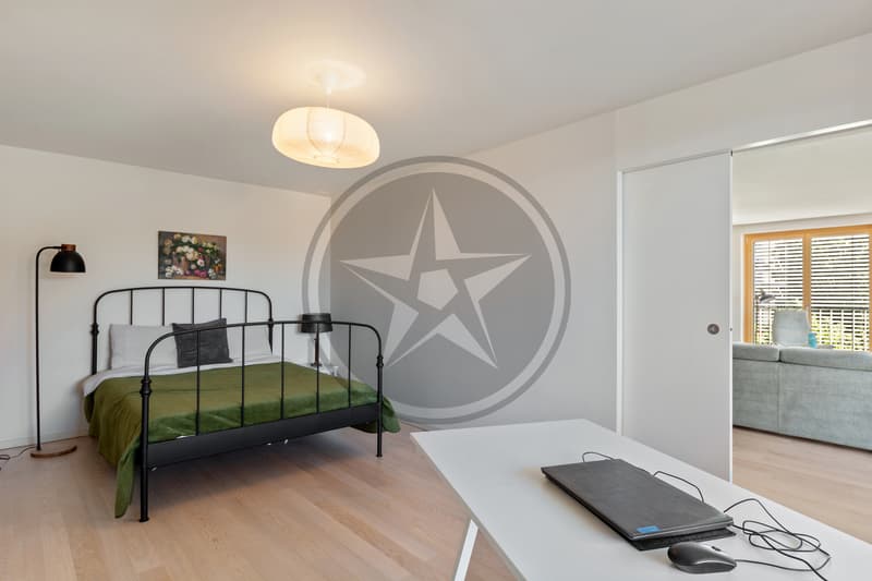 Spacieux appartement traversant de 3,5 pièces avec grand balcon (9)