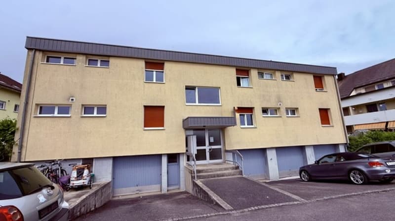 2 1/2 locali con balcone bello (10)