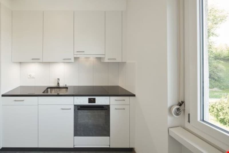 Bello appartamento di 5 locali al piano rialzato (3)