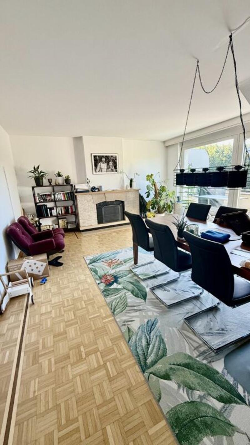 5 1/2-Dachwohnung mit schöner Aussicht und Cheminée (10)
