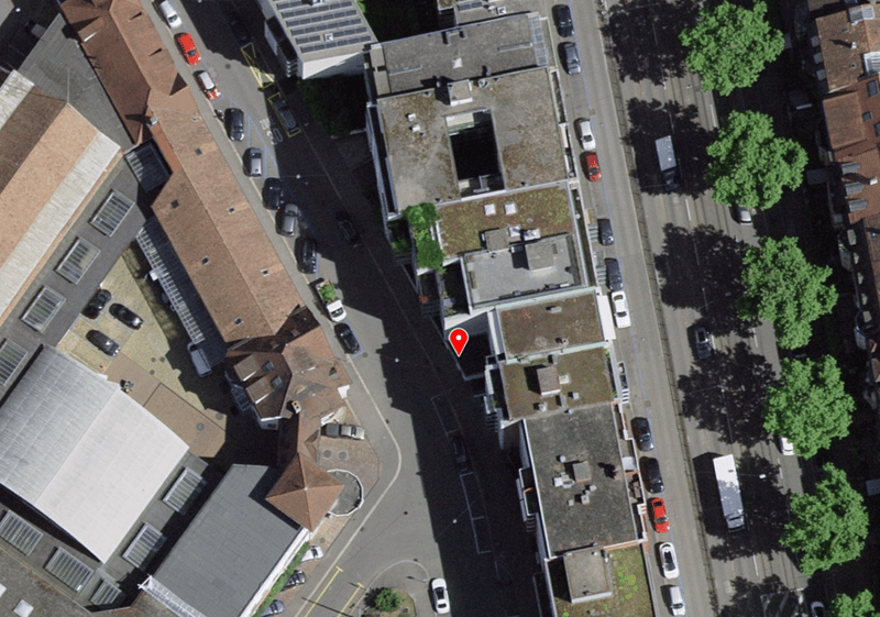 Immeuble d'appartements avec 5 appartements à Basel-Iselin (1)