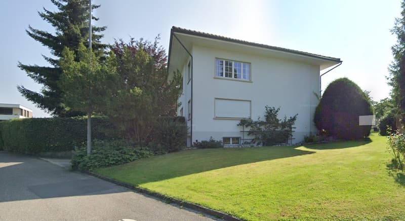 Single-family house with approx. 8 rooms (1)