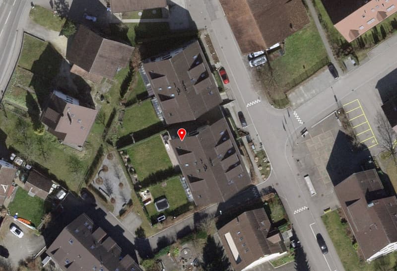 Lufingen: 3.5-room apartment with garage space (2)