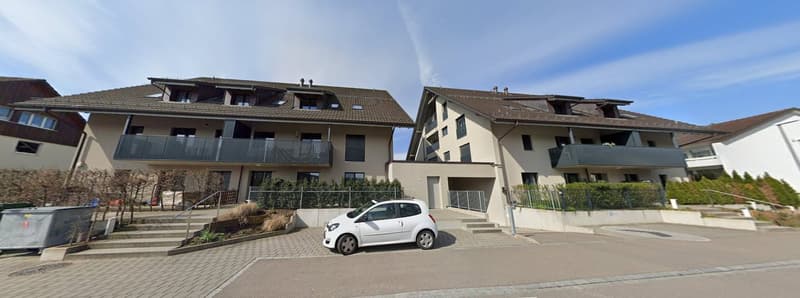 Lufingen: 3.5-room apartment with garage space (1)