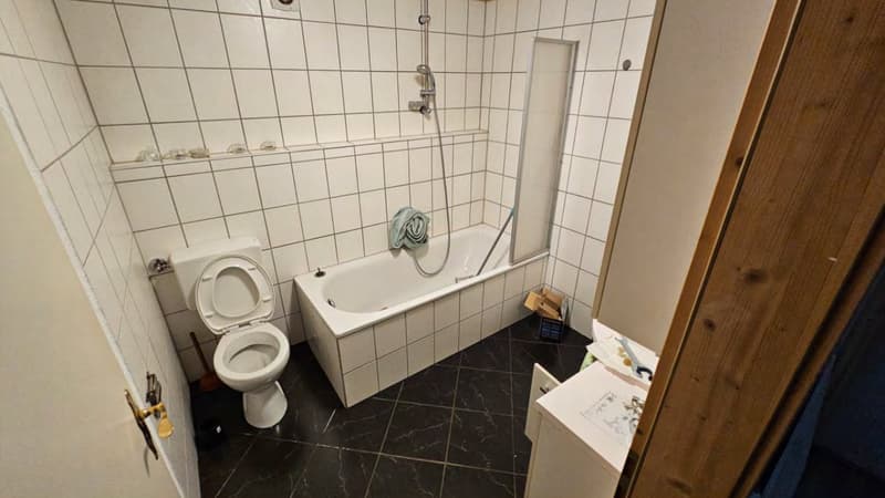 Single-family house in Schleitheim with great potential (2)