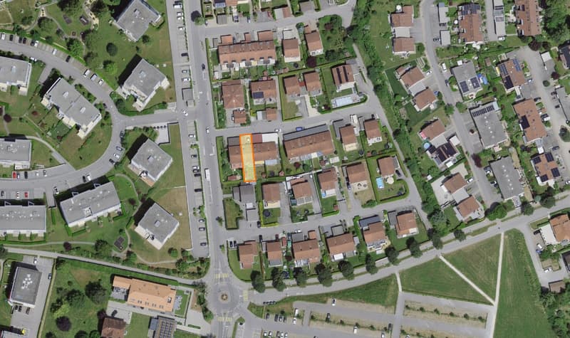 Einfamilienhaus an ruhiger Lage in Bulle (2)