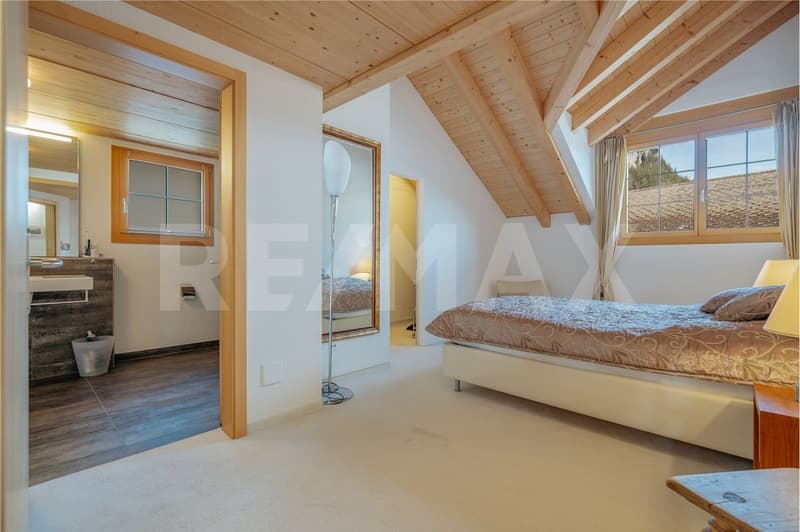 Logenplatz über dem Thunersee - exklusive Dachmaisonette mit Privatsphäre (auch Zweitwohnsitz) (6)