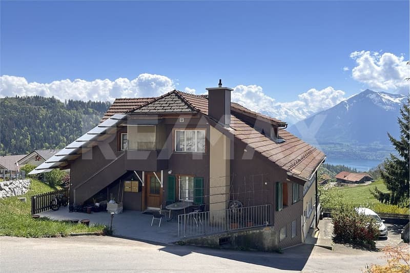 4-family house in a quiet, sunny location with a far-reaching view - rental property (6)