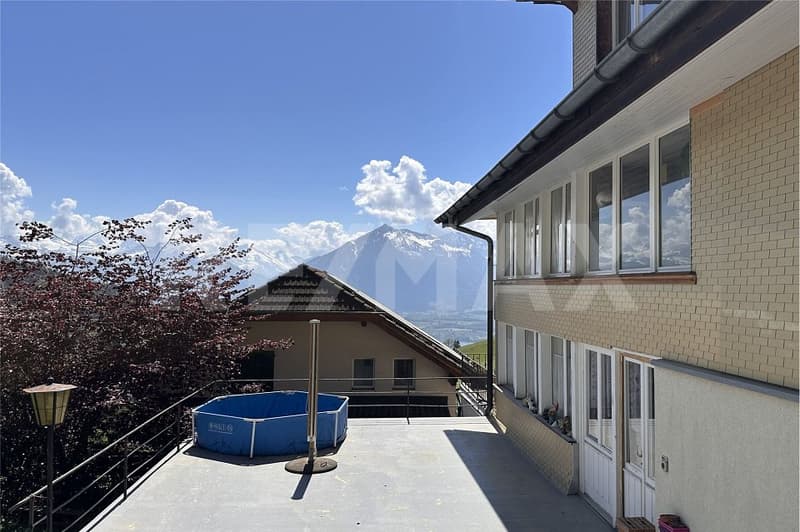 4-family house in a quiet, sunny location with a far-reaching view - rental property (8)