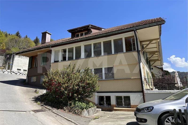 4-family house in a quiet, sunny location with a far-reaching view - rental property (7)