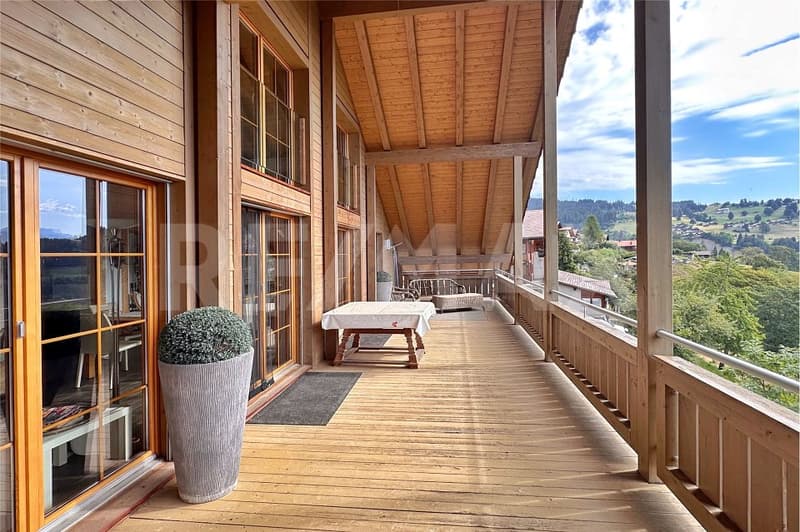 Weitblick. Privatsphäre. Exklusivität. Dachmaisonette über dem Thunersee (auch als Zweitwohnsitz) (13)